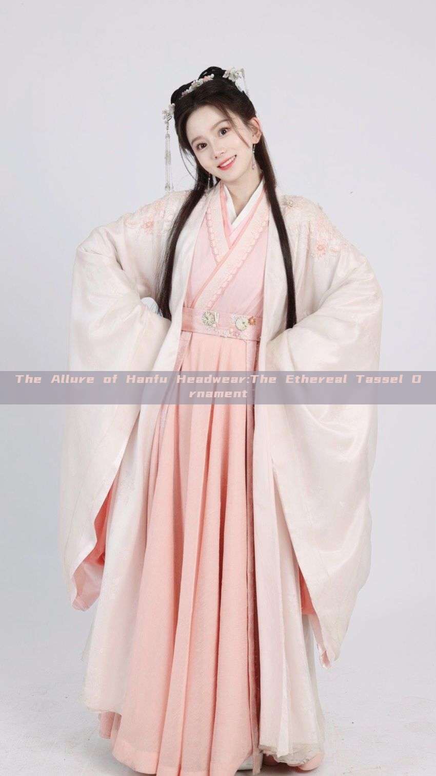 The Allure of Hanfu Headwear:The Ethereal Tassel Ornament The Allure of Hanfu Headwear:The Ethereal Tassel Ornament