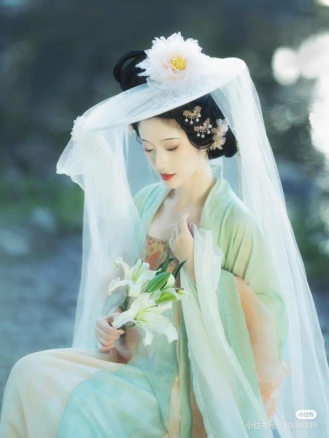 Elegant Revival:2024 New Girl Hanfu Fashion Trends Elegant Revival:2024 New Girl Hanfu Fashion Trends