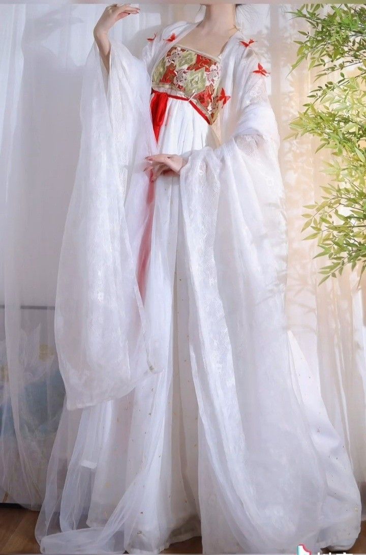 四季汉服女童,传统与时尚的完美结合 四季汉服女童,传统与时尚的完美结合