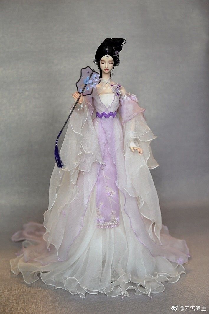 Magnificent Song Dynasty Hanfu in Plus Sizes:Unveiling the Beauty of Traditional Chinese Fashion Magnificent Song Dynasty Hanfu in Plus Sizes:Unveiling the Beauty of Traditional Chinese Fashion