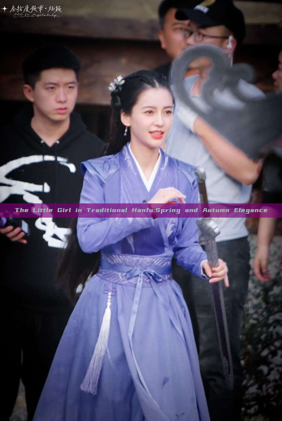 The Little Girl in Traditional Hanfu:Spring and Autumn Elegance The Little Girl in Traditional Hanfu:Spring and Autumn Elegance