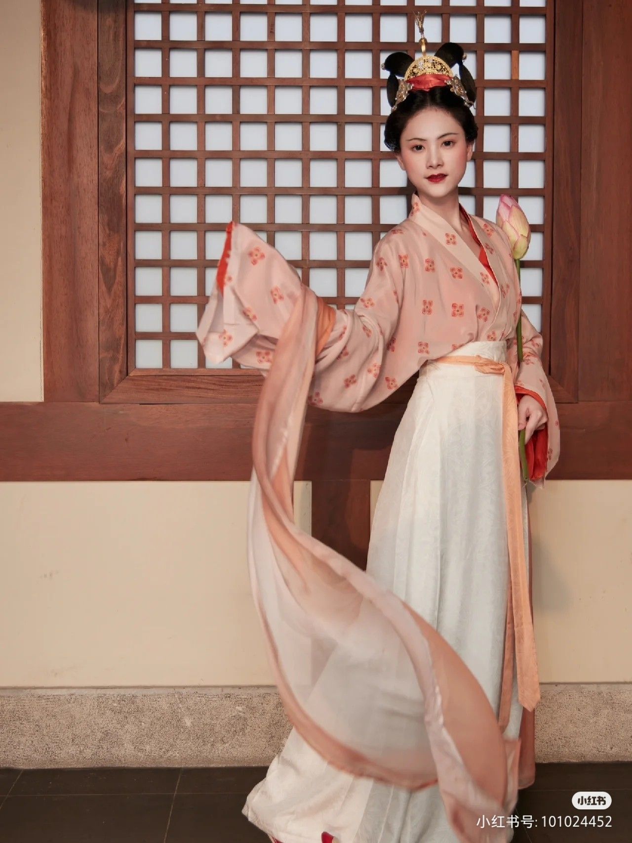 Elegant Women in Traditional Cheongsam Unveiling the Ritual of Sake Offering Elegant Women in Traditional Cheongsam Unveiling the Ritual of Sake Offering