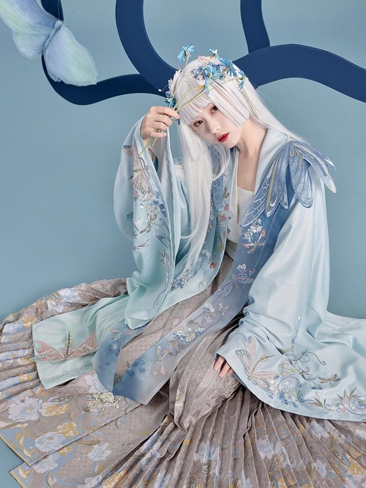 Modernizing Ethnic-Inspired Cheongsam Blouses:A Journey of Cultural Evolution Modernizing Ethnic-Inspired Cheongsam Blouses:A Journey of Cultural Evolution