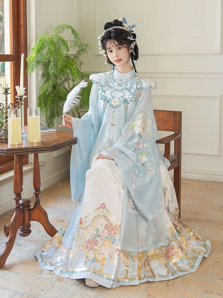 Summer in a Black Cheongsam:Elegance and Comfort in Harmony Summer in a Black Cheongsam:Elegance and Comfort in Harmony