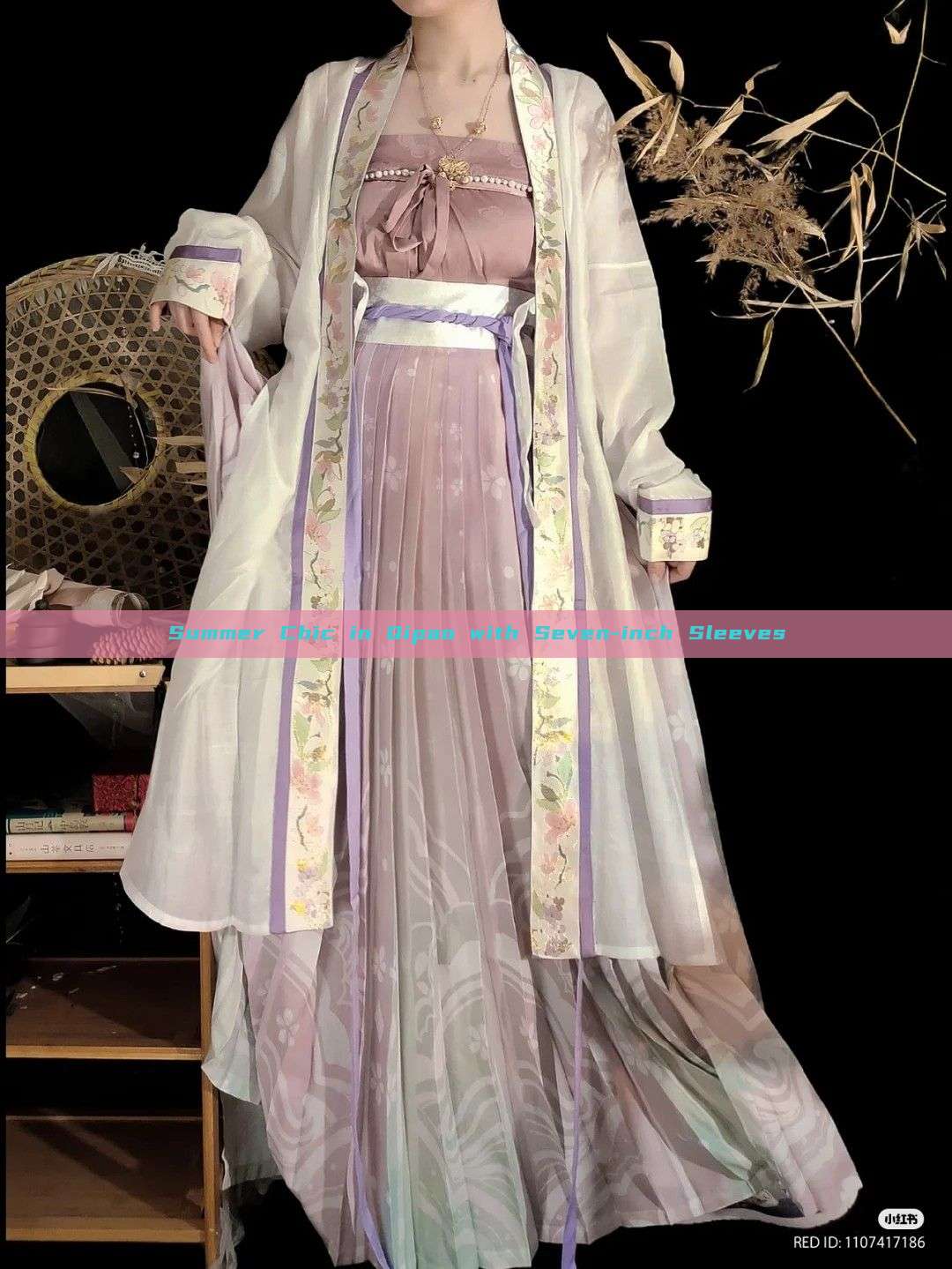 Summer Chic in Qipao with Seven-inch Sleeves Summer Chic in Qipao with Seven-inch Sleeves