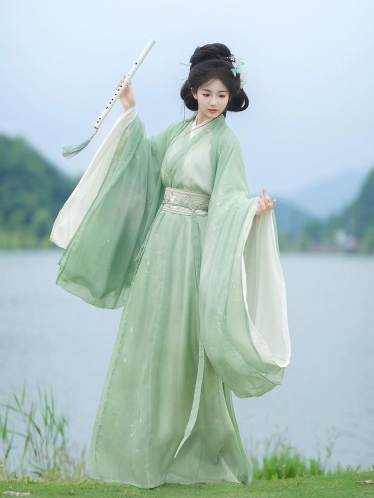 Winter Hanfu Set for Girls:Horseface Skirt汉服冬装套装 Winter Hanfu Set for Girls:Horseface Skirt汉服冬装套装
