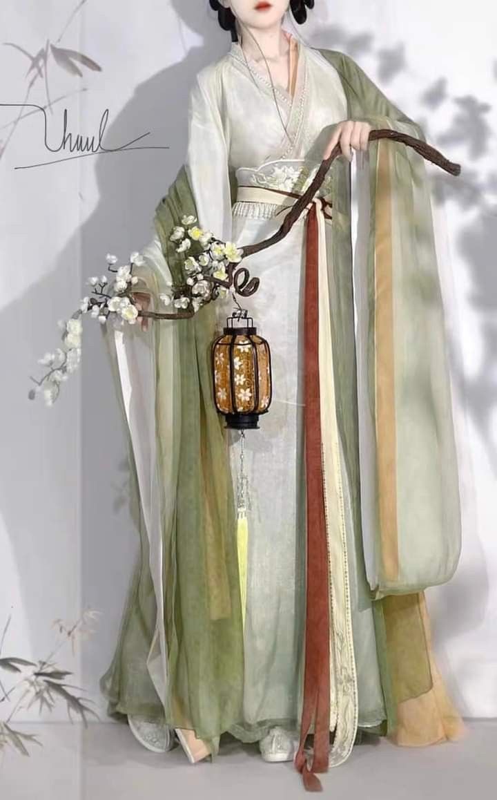 Autumn and Winter Style Qipao Shawls:A Blend of Tradition and Modernity Autumn and Winter Style Qipao Shawls:A Blend of Tradition and Modernity