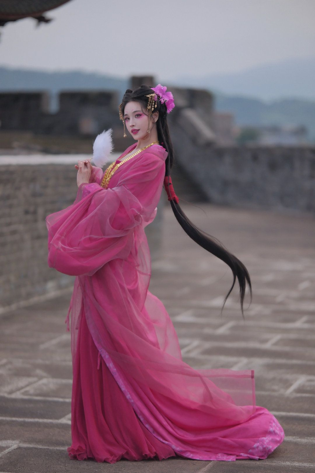 Elegant Blue Hanfu Hair Ornament with Tassel:A Blend of Tradition and Modernity Elegant Blue Hanfu Hair Ornament with Tassel:A Blend of Tradition and Modernity