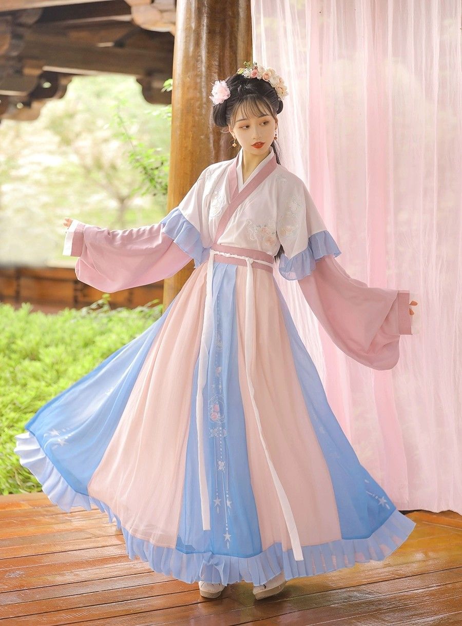 Traditional Tang-Style Costumes for Girls and Children in Autumn Winter Traditional Tang-Style Costumes for Girls and Children in Autumn Winter