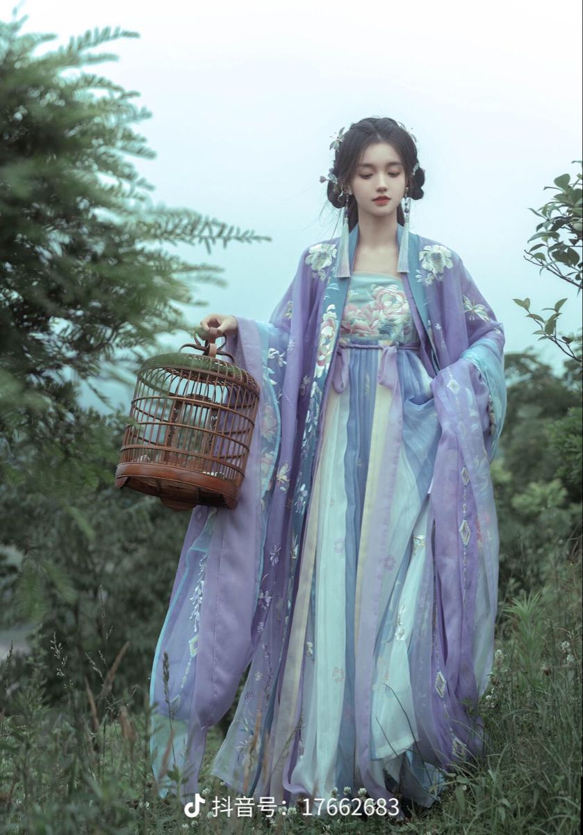 Summer 2021:The New Wave of Qipao Fashion Summer 2021:The New Wave of Qipao Fashion