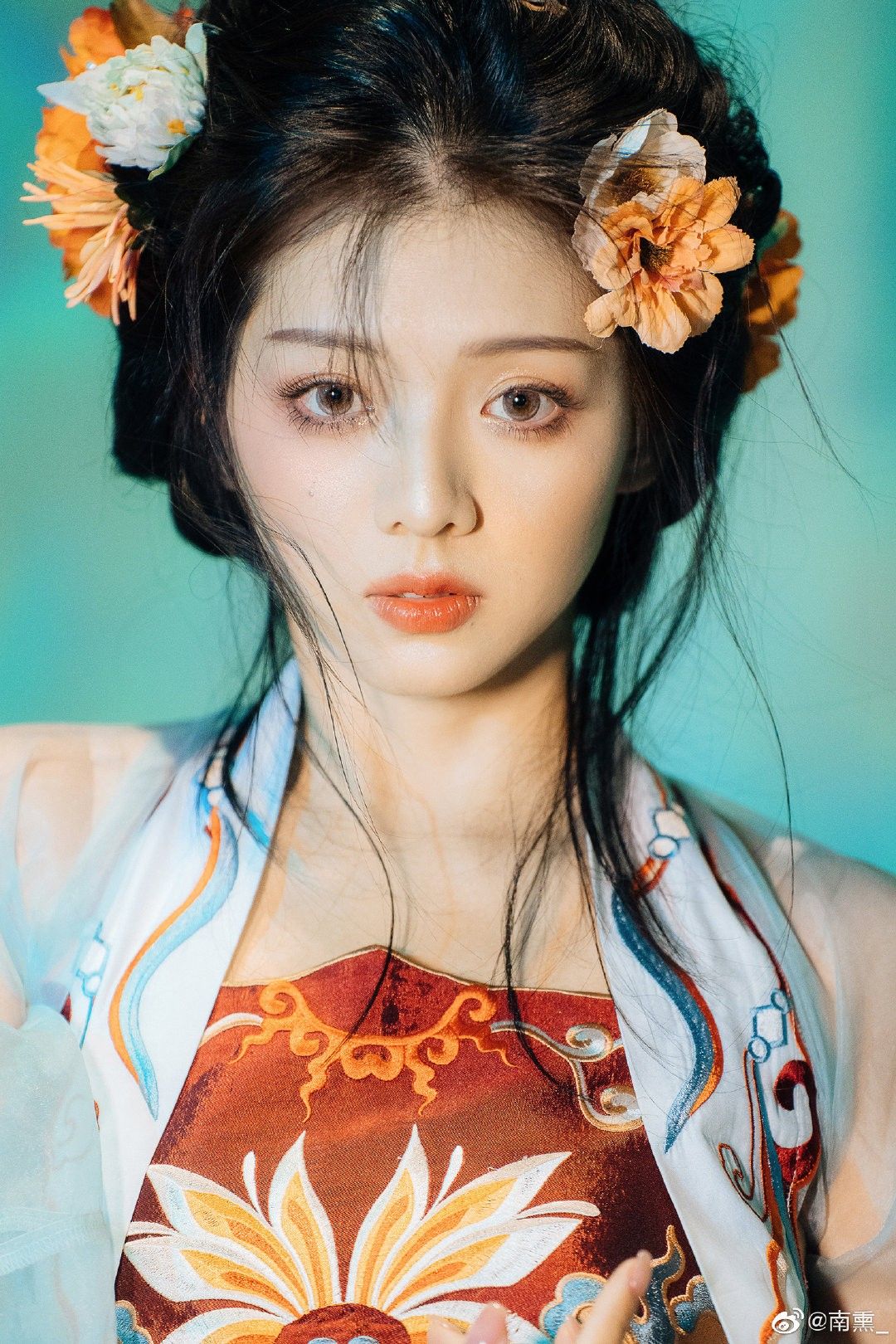 Splendor of Song Dynasty Hanfu:The Magnificent Beauty of Traditional Chinese Clothing Splendor of Song Dynasty Hanfu:The Magnificent Beauty of Traditional Chinese Clothing
