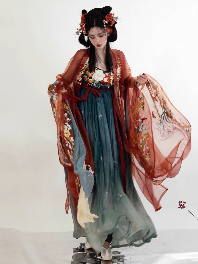The Splendid Armor of Zhao Zilong:The Five Tiger Generals Hanfu Suit The Splendid Armor of Zhao Zilong:The Five Tiger Generals Hanfu Suit