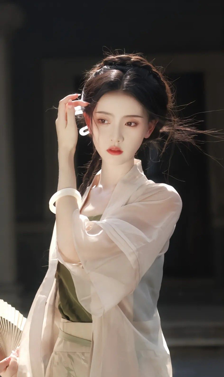 Yanyan Original Hanfu Store:A Journey into Traditional Chinese Fashion Yanyan Original Hanfu Store:A Journey into Traditional Chinese Fashion