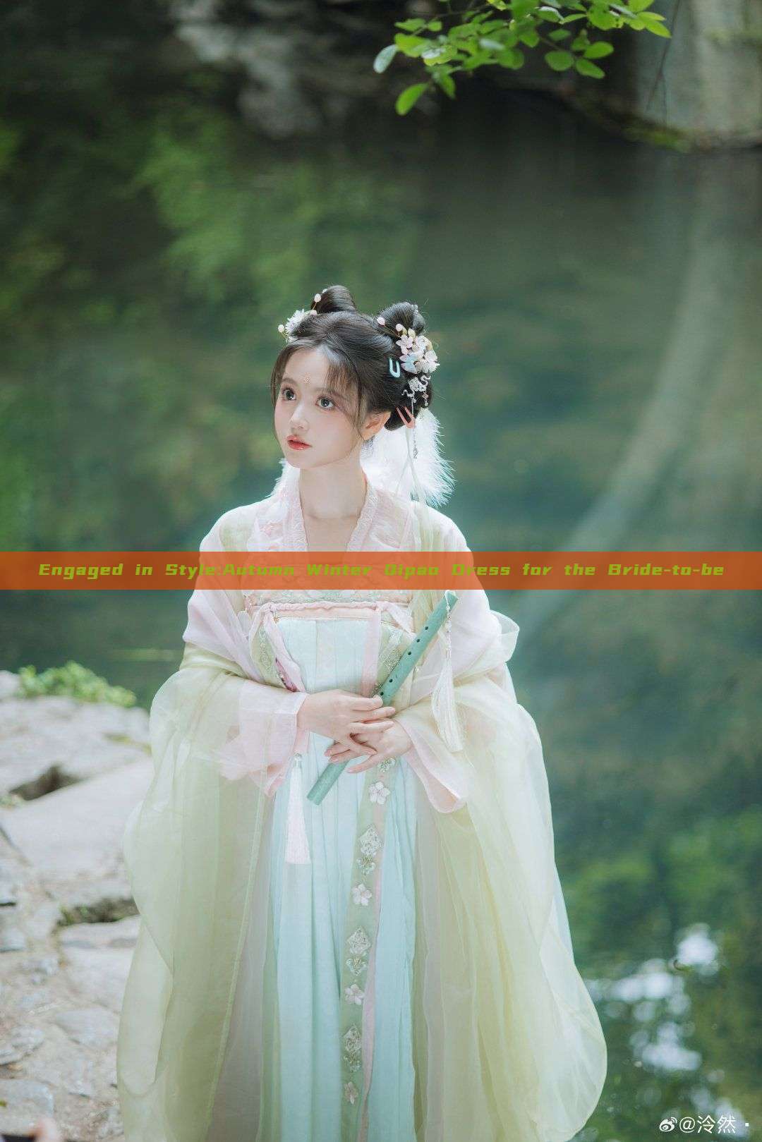Engaged in Style:Autumn Winter Qipao Dress for the Bride-to-be Engaged in Style:Autumn Winter Qipao Dress for the Bride-to-be