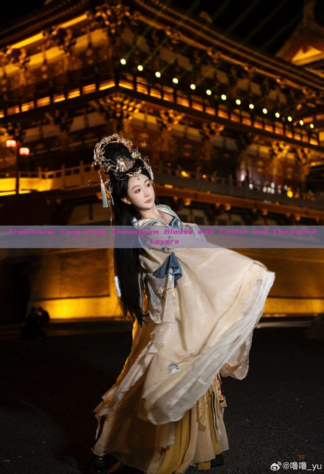 Traditional Tang-Style Cheongsam Blouse with Cotton and Thickened Layers Traditional Tang-Style Cheongsam Blouse with Cotton and Thickened Layers