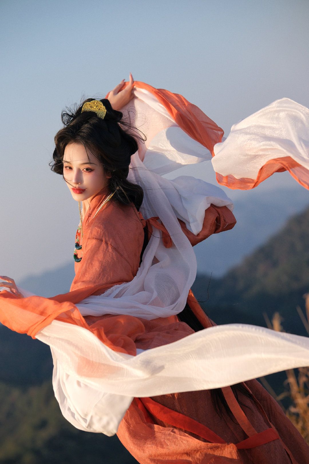 The Splendor of Song-Style Hanfu in Summer The Splendor of Song-Style Hanfu in Summer