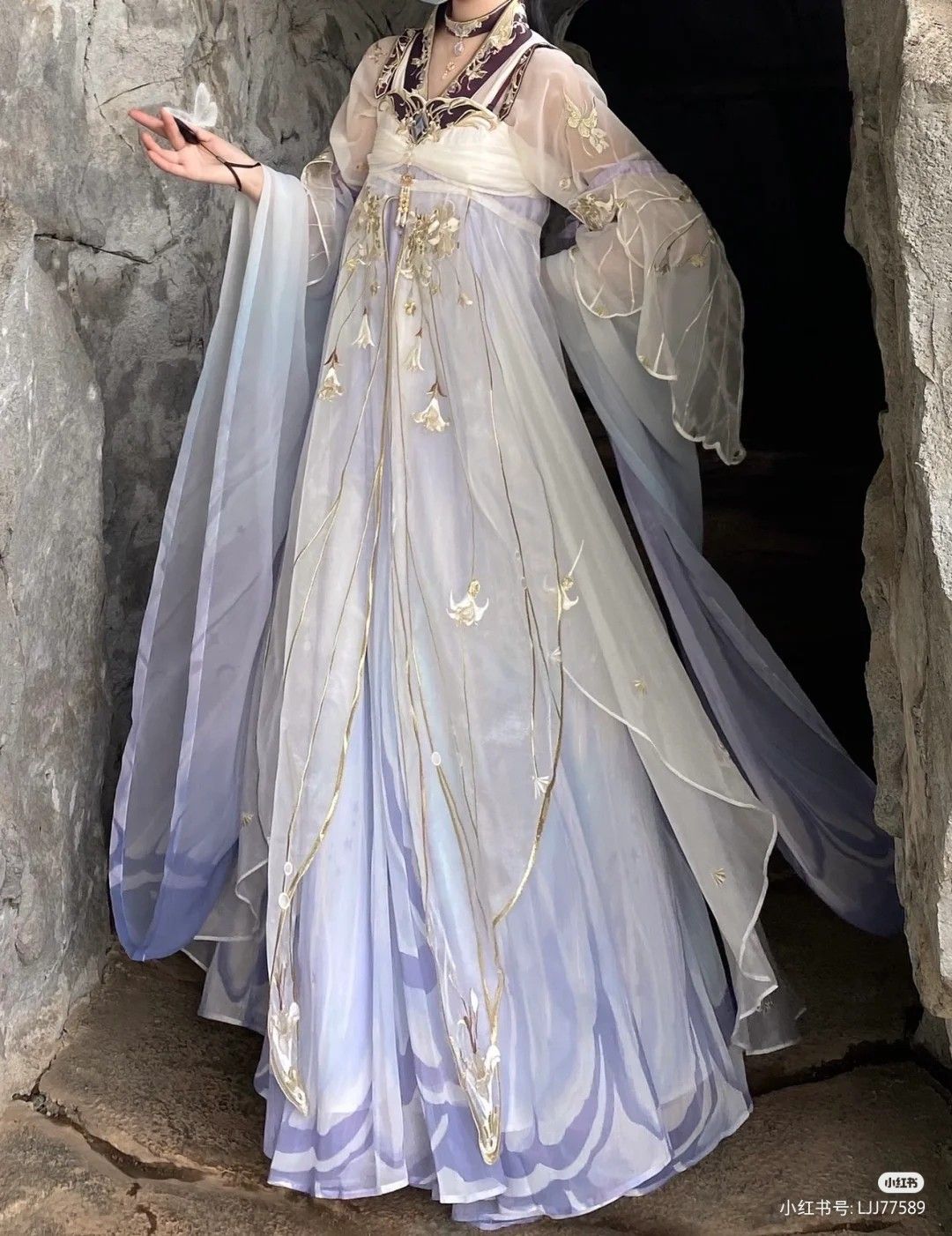 Childrens Cheongsam Dress with Summer Ice Silk A Blend of Tradition and Comfort Childrens Cheongsam Dress with Summer Ice Silk A Blend of Tradition and Comfort