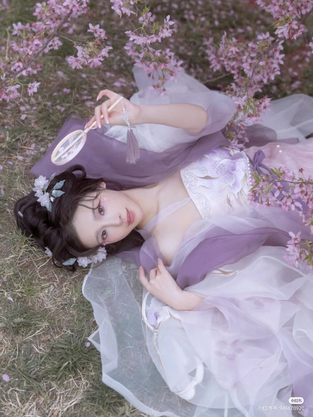 Cheongsam-Inspired Wigs and Clutch Bags:A Blend of Tradition and Fashion Cheongsam-Inspired Wigs and Clutch Bags:A Blend of Tradition and Fashion