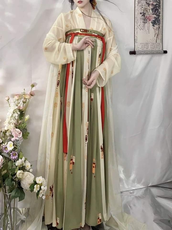 Reinventing the Cheongsam:Modernizing the Classic Chinese Summer Dress for Modern Women Reinventing the Cheongsam:Modernizing the Classic Chinese Summer Dress for Modern Women