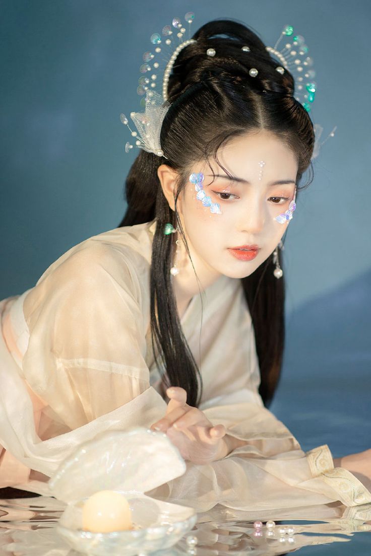 Traditional Chinese Womens Hanfu Costumes:Adult Cheongsam in Chiffon Fabric Traditional Chinese Womens Hanfu Costumes:Adult Cheongsam in Chiffon Fabric