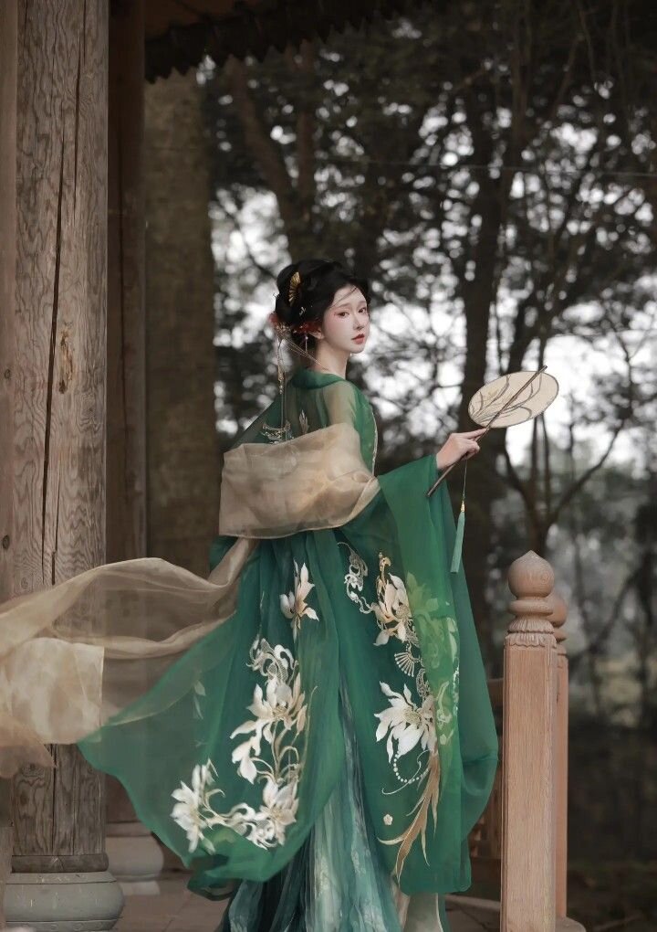 Summer 2021:Unveiling the New Wave of Qipao Fashion Summer 2021:Unveiling the New Wave of Qipao Fashion