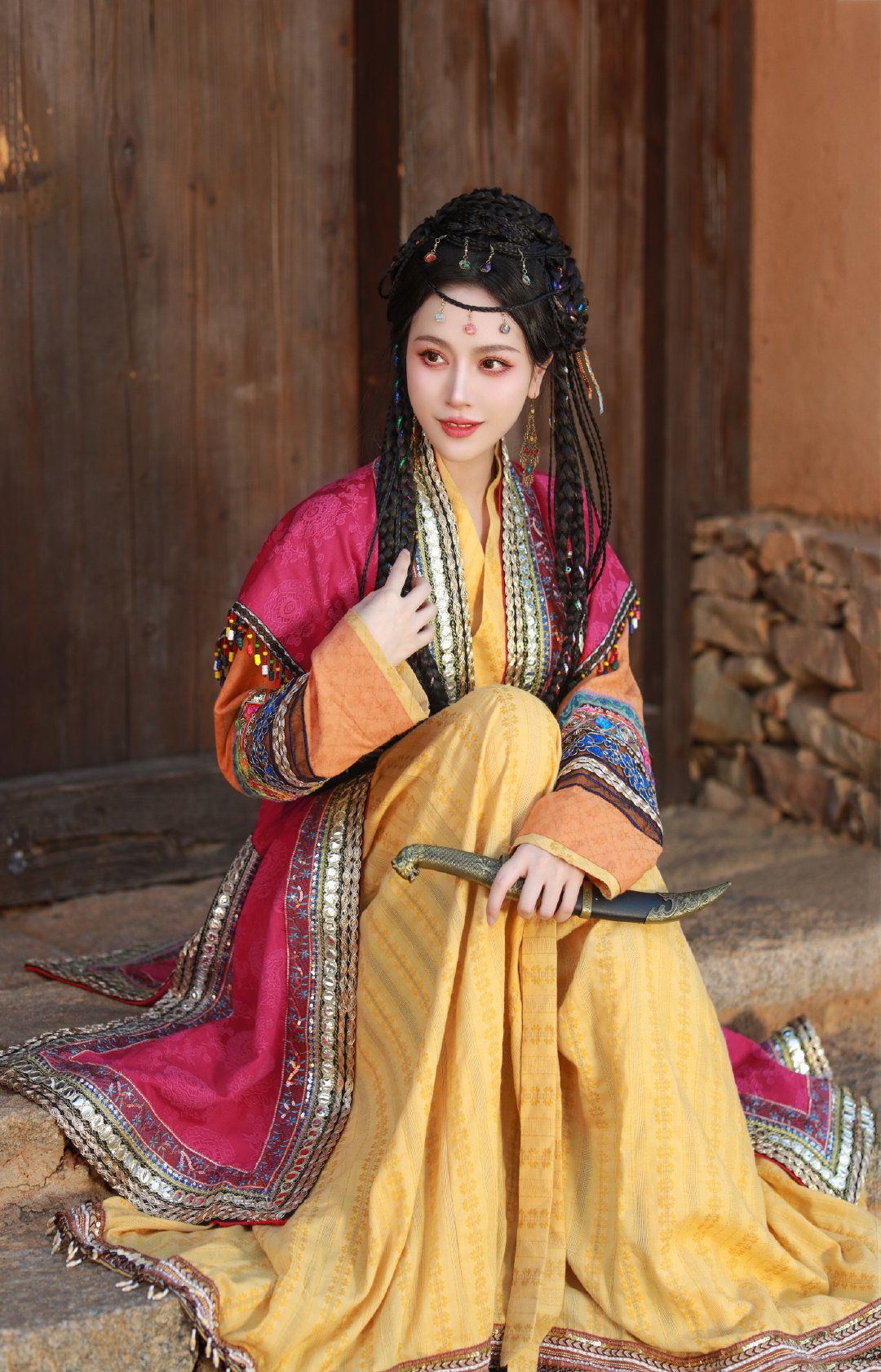 Winter Fashion:The Mosaic Skirt and Top with a Focus on Traditional Horseface Pattern Winter Fashion:The Mosaic Skirt and Top with a Focus on Traditional Horseface Pattern