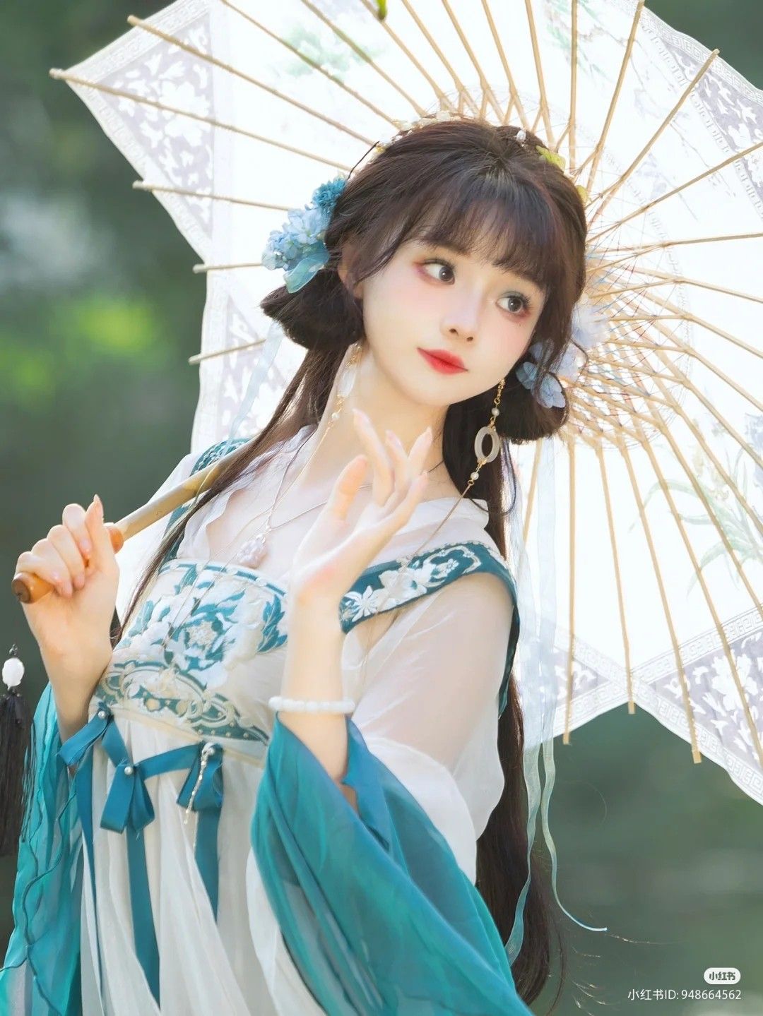 Luo Qingsus Original Hanfu Club:Embracing Traditional Elegance in Modern Times Luo Qingsus Original Hanfu Club:Embracing Traditional Elegance in Modern Times