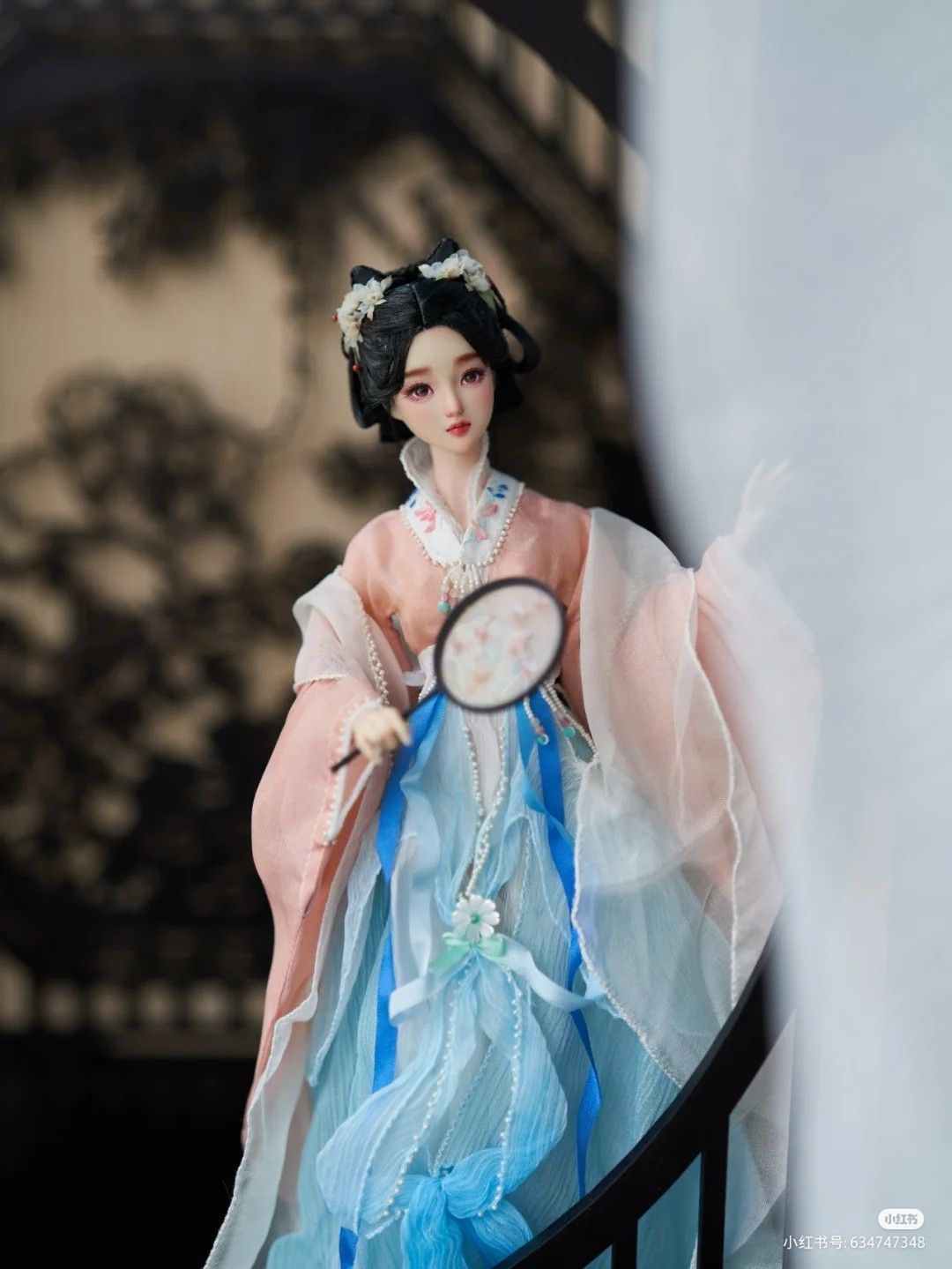Pursifying Elegance:The Art of Styling a Purple Cheongsam with a Shawl Pursifying Elegance:The Art of Styling a Purple Cheongsam with a Shawl