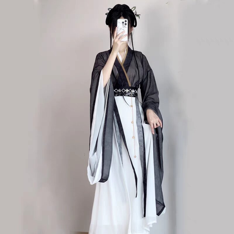 New Chinese-Style Cheongsam for Girls:Spring and Autumn Fashion Trends New Chinese-Style Cheongsam for Girls:Spring and Autumn Fashion Trends