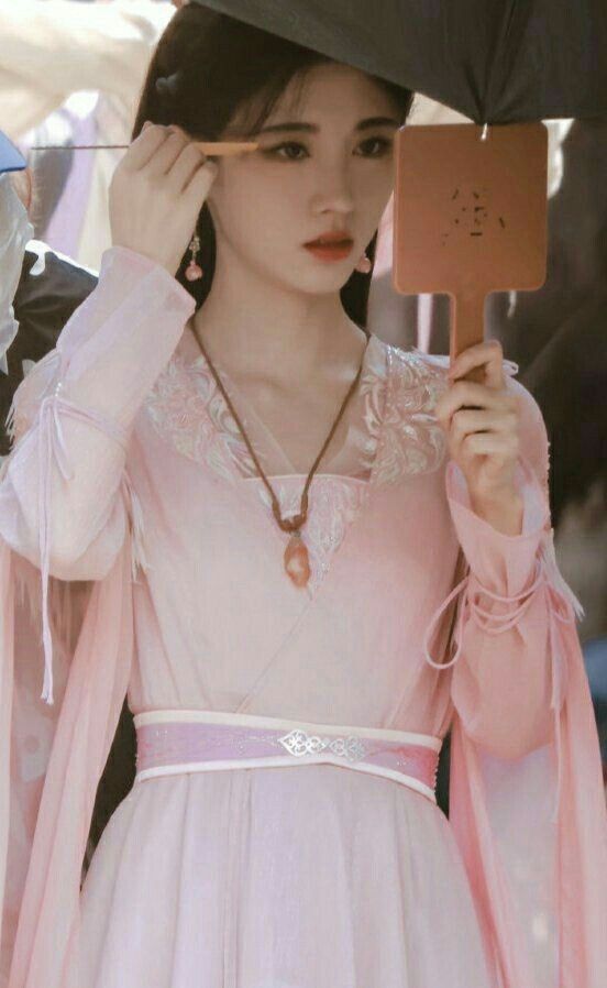 Unveiling the Splendor of Original Hanfu:The Simple Charm of the Sweet-Scented Osmanthus Rabbit Unveiling the Splendor of Original Hanfu:The Simple Charm of the Sweet-Scented Osmanthus Rabbit