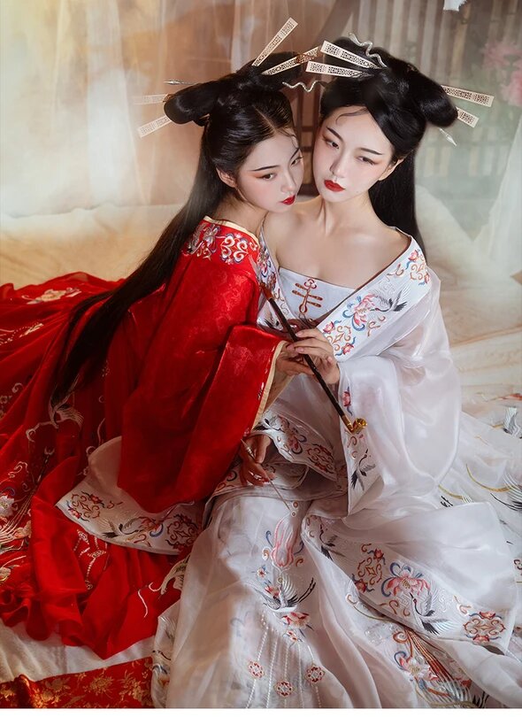 Elegant Ageless Charm:The Rise of Quality Qipao for 40+Women Elegant Ageless Charm:The Rise of Quality Qipao for 40+Women