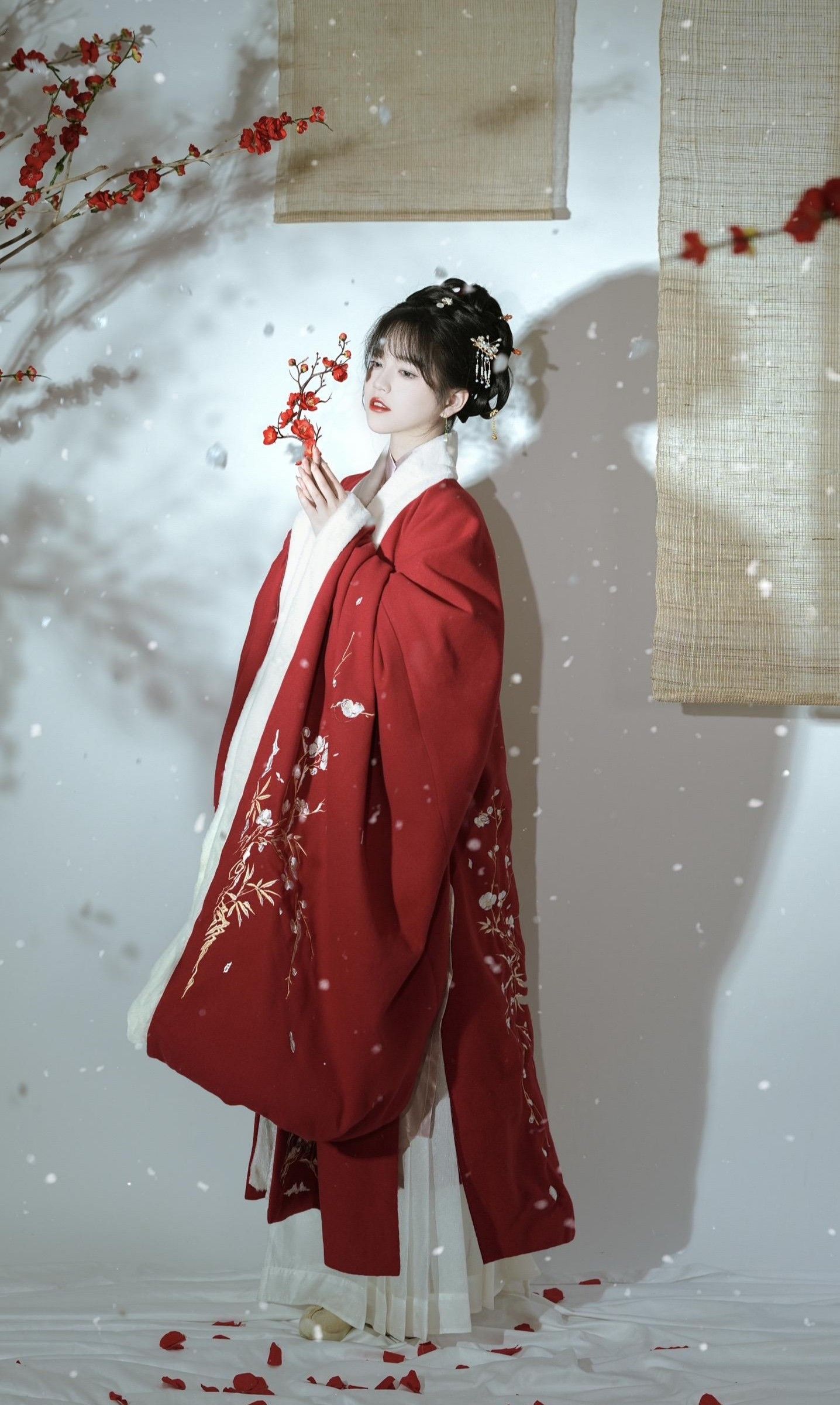 Embracing the Enchantment of Cheongsam-Style Lingerie:A Journey into the World of Sensual Elegance Embracing the Enchantment of Cheongsam-Style Lingerie:A Journey into the World of Sensual Elegance