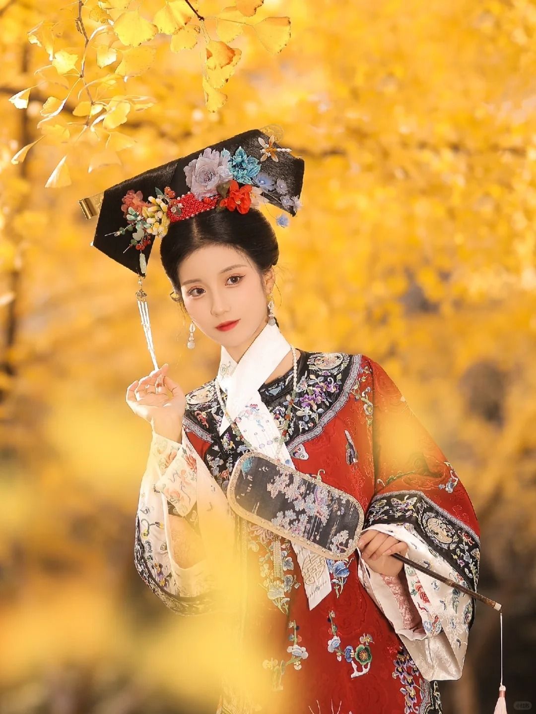 Red Neo-Chinese Engagement Cheongsam:A Symbol of Union and Elegance Red Neo-Chinese Engagement Cheongsam:A Symbol of Union and Elegance