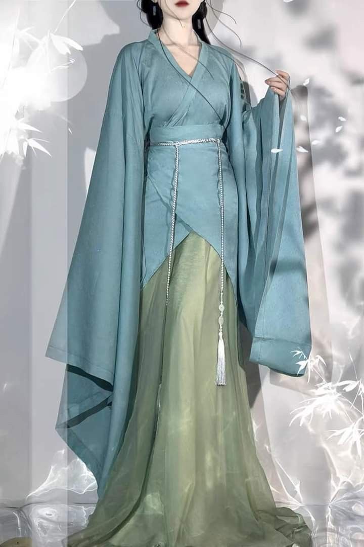 Little Girls Hanfu Fashion with Plush Collars and Neck Warmers:A Guide to Traditional Elegance Little Girls Hanfu Fashion with Plush Collars and Neck Warmers:A Guide to Traditional Elegance