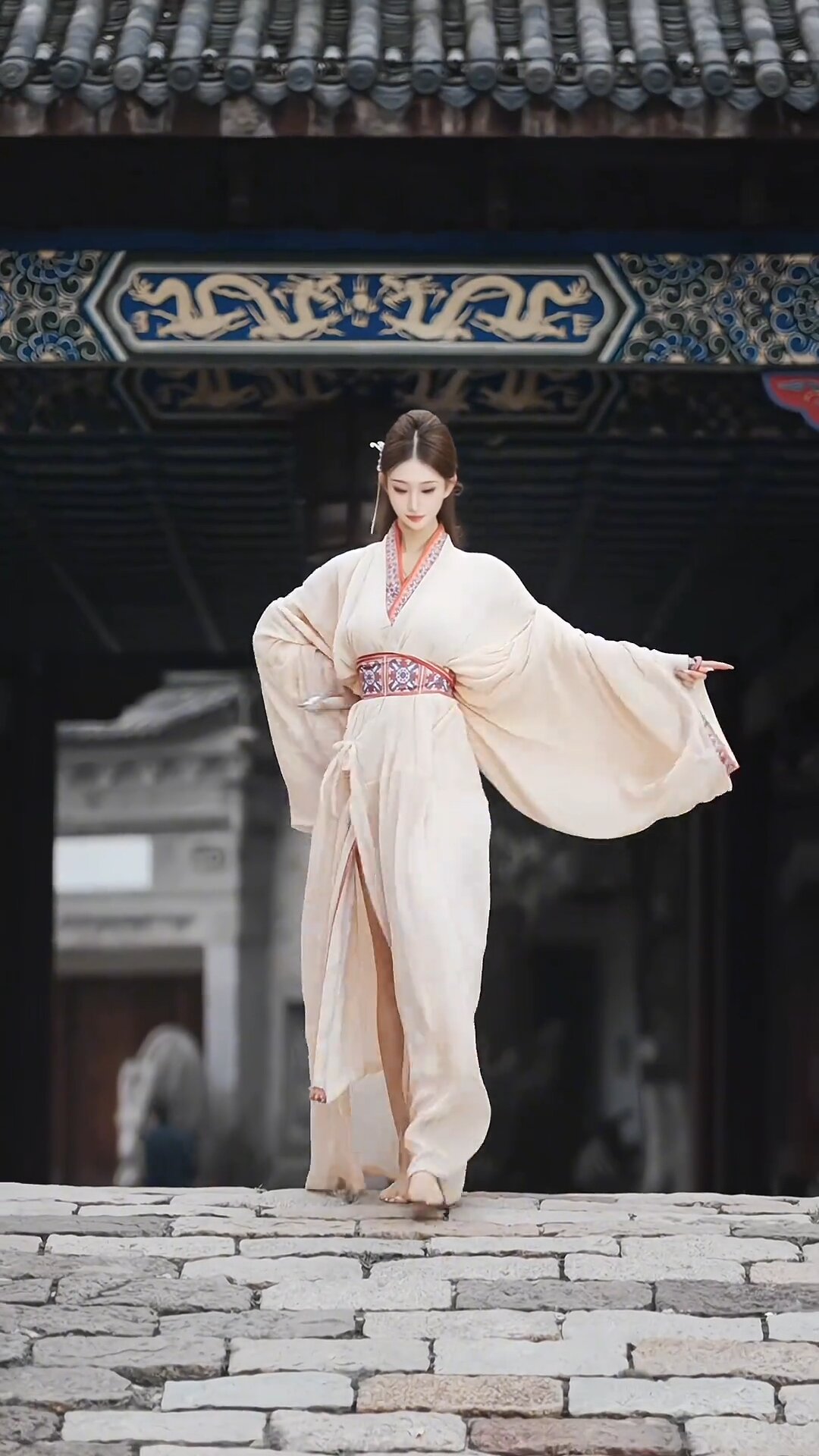 Plus-Size Reimagined Cheongsam for Summer Plus-Size Reimagined Cheongsam for Summer
