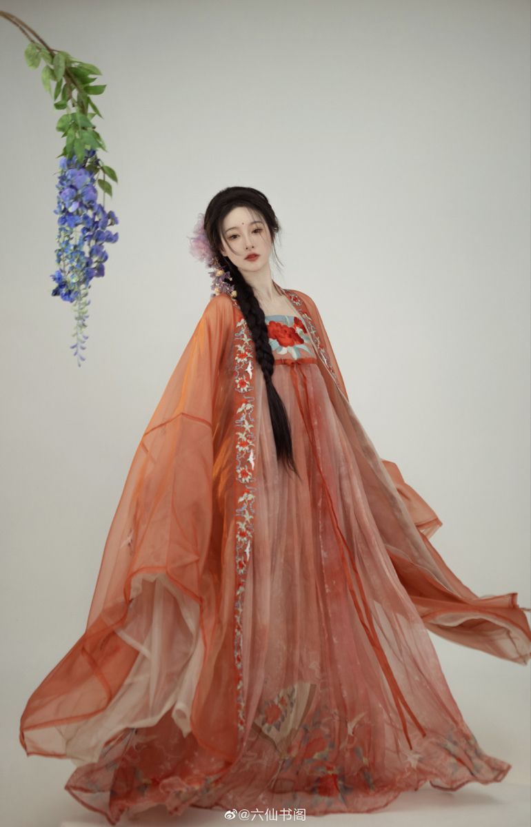 The Splendor of Red-Clad Hanfu:A Journey into Traditional Chinese Elegance The Splendor of Red-Clad Hanfu:A Journey into Traditional Chinese Elegance