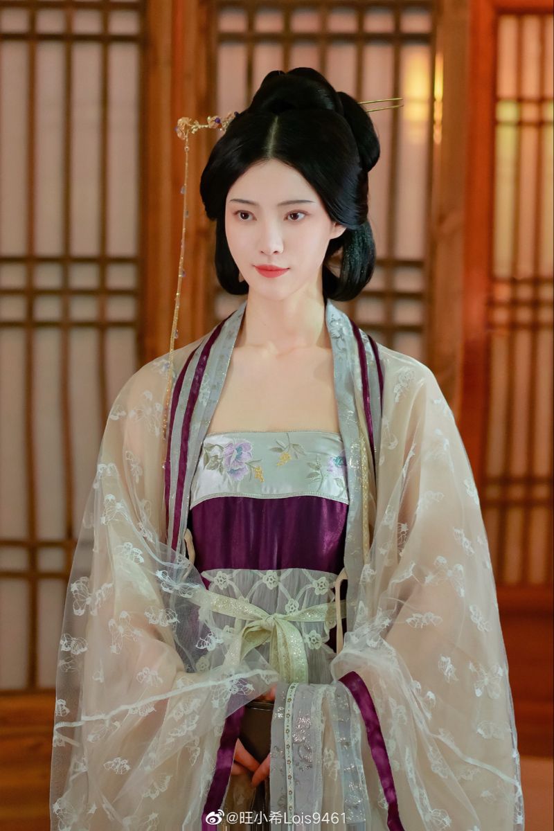 Qipao Hairpins:A Simple and Elegant Hair Accessory Qipao Hairpins:A Simple and Elegant Hair Accessory