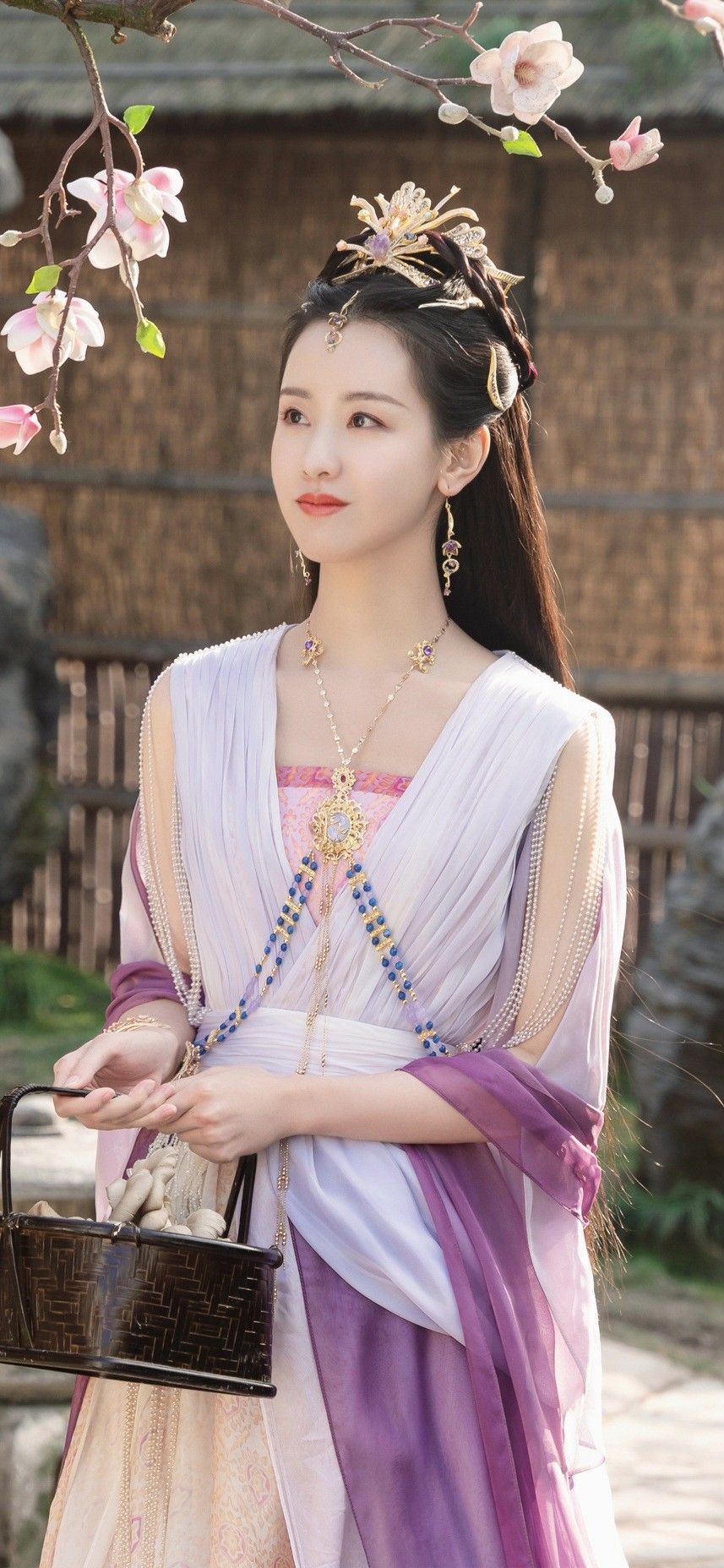 Summer Elegance in Hanfu:Womens仙风道骨 Fashion for a Refreshing Comfort Summer Elegance in Hanfu:Womens仙风道骨 Fashion for a Refreshing Comfort