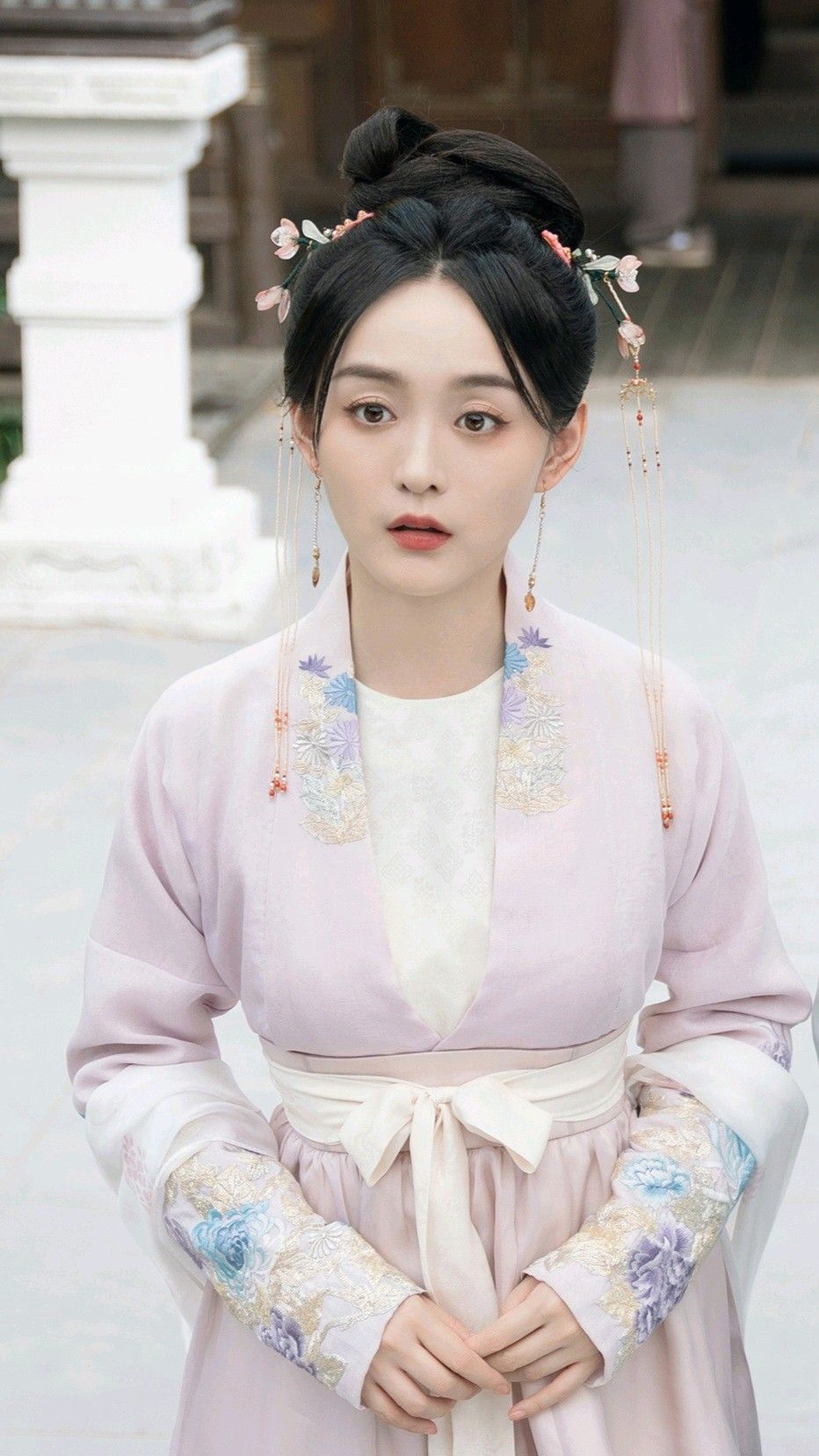Elegant Heritage:The Story of Hongyun阁s Qipao Live Streaming in Suzhou Elegant Heritage:The Story of Hongyun阁s Qipao Live Streaming in Suzhou