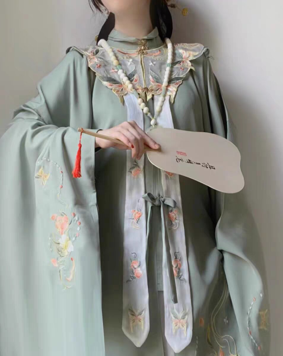 Summer Childrens Hanfu Dress:A Blend of Tradition and Fashion Summer Childrens Hanfu Dress:A Blend of Tradition and Fashion