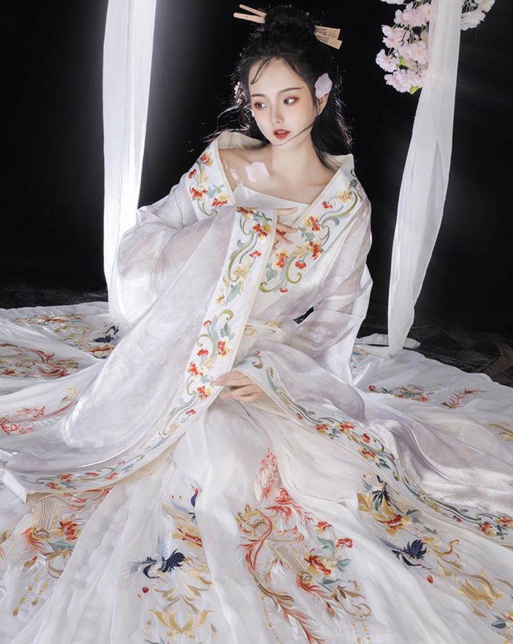 Chinese-Style Winter Red Tang Suit for Women:A Blend of Tradition and Modernity Chinese-Style Winter Red Tang Suit for Women:A Blend of Tradition and Modernity