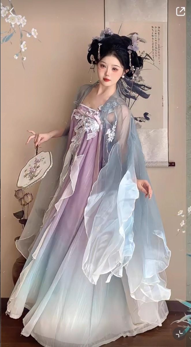 Encountering the Divine Deer in a Yao Ethnic Hanfu Journey Encountering the Divine Deer in a Yao Ethnic Hanfu Journey