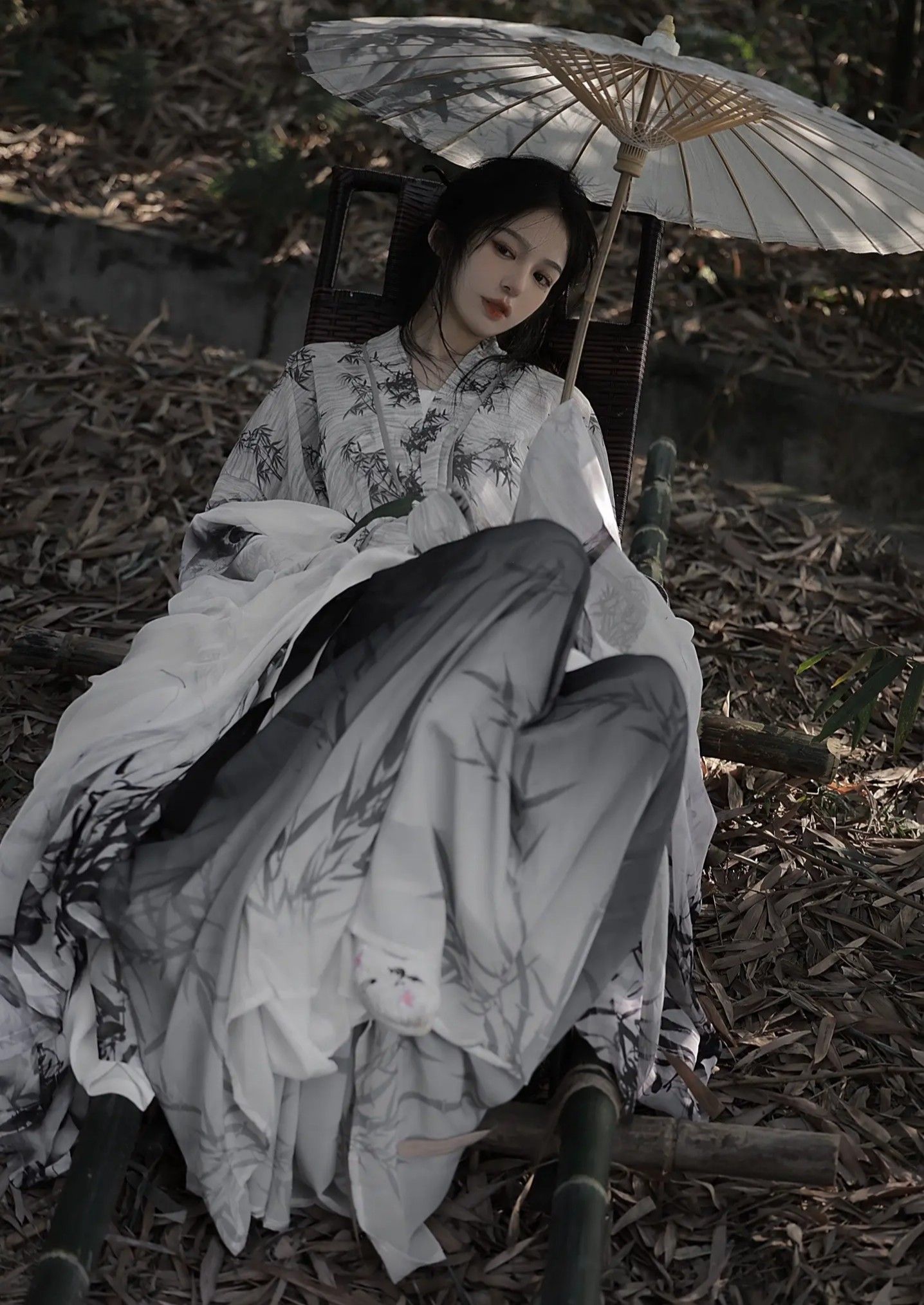Reinventing Qipao:The Allure of Traditional Chinese Fashion for Modern Women in Autumn and Winter Reinventing Qipao:The Allure of Traditional Chinese Fashion for Modern Women in Autumn and Winter