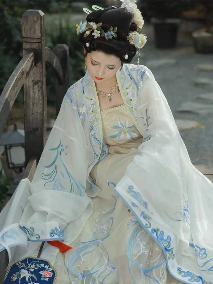 Revisiting the Classics:Childrens Cheongsam Summer Fashion in Retro Style Revisiting the Classics:Childrens Cheongsam Summer Fashion in Retro Style