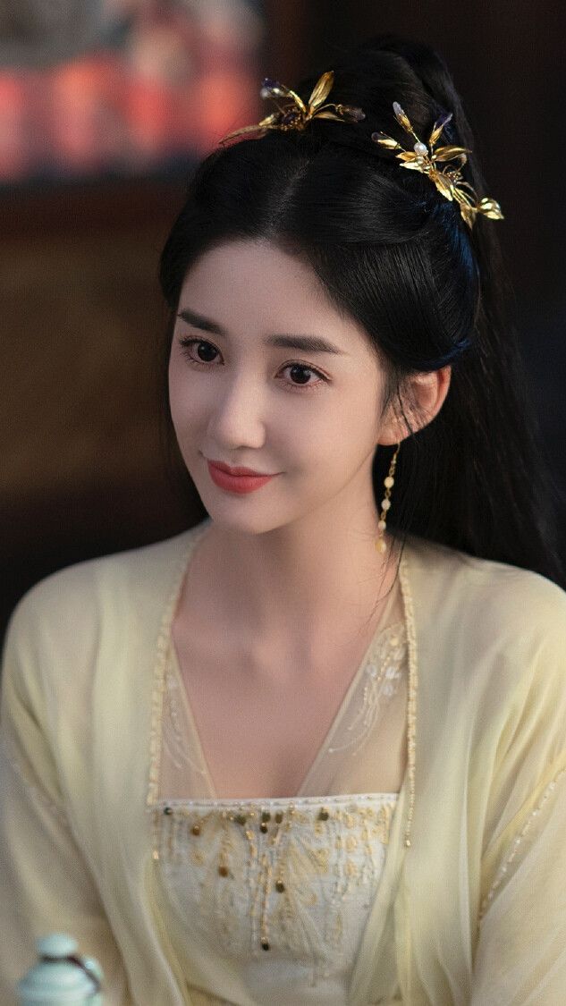 Winter Hanfu Costumes for Little Girls:A Guide to Traditional Chinese Childrenswear Winter Hanfu Costumes for Little Girls:A Guide to Traditional Chinese Childrenswear