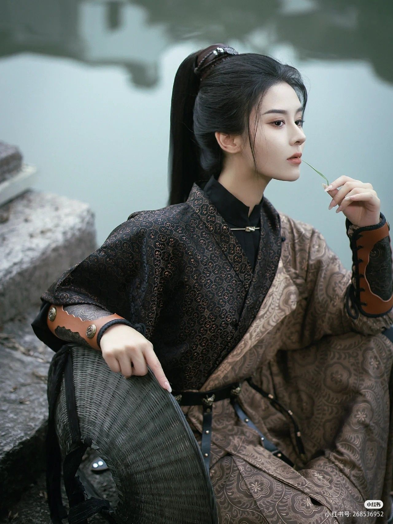 Elegant Cheongsam-Style Blouses:Embodying Luxury and Sophistication Elegant Cheongsam-Style Blouses:Embodying Luxury and Sophistication