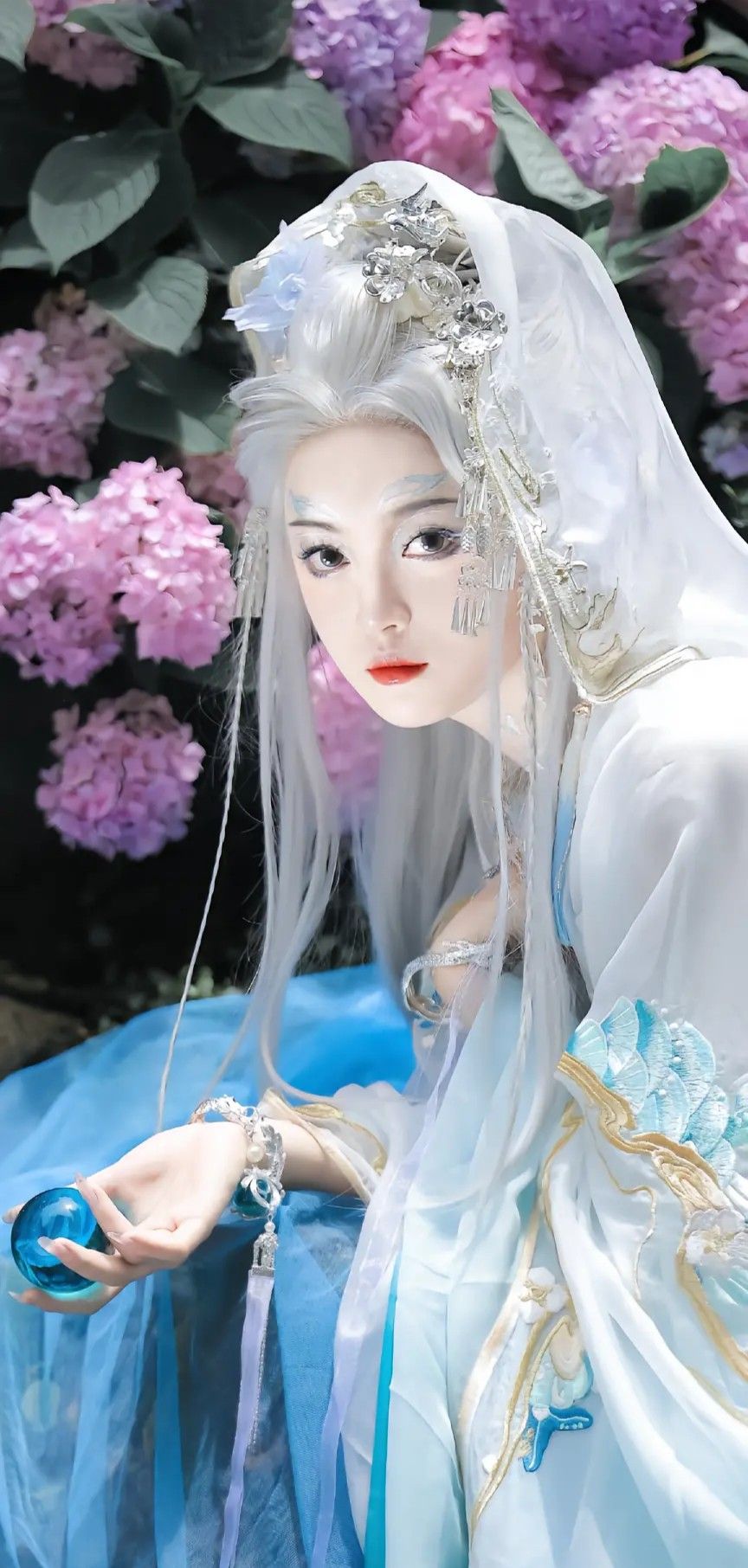Winter Hanfu:The Elegance of Adult Womens Horseface Skirt Winter Hanfu:The Elegance of Adult Womens Horseface Skirt