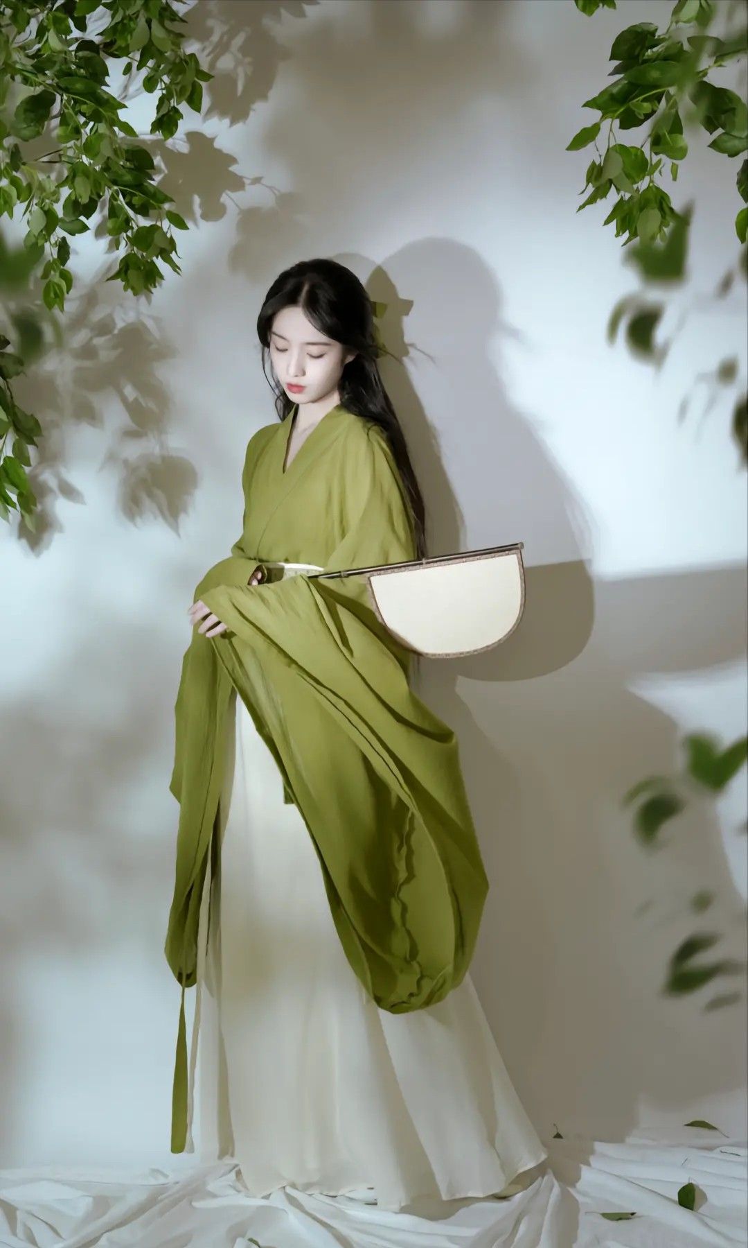 Vivid Yellow Cheongsam Dress:A Blend of Traditional Elegance and Modern Charm Vivid Yellow Cheongsam Dress:A Blend of Traditional Elegance and Modern Charm