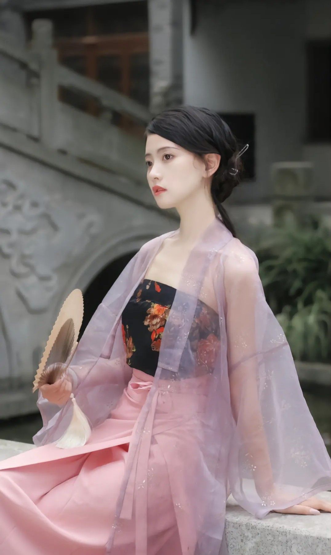 Antique-Style Hanfu Girls New Year Cheongsam:A Blend of Tradition and Modernity Antique-Style Hanfu Girls New Year Cheongsam:A Blend of Tradition and Modernity