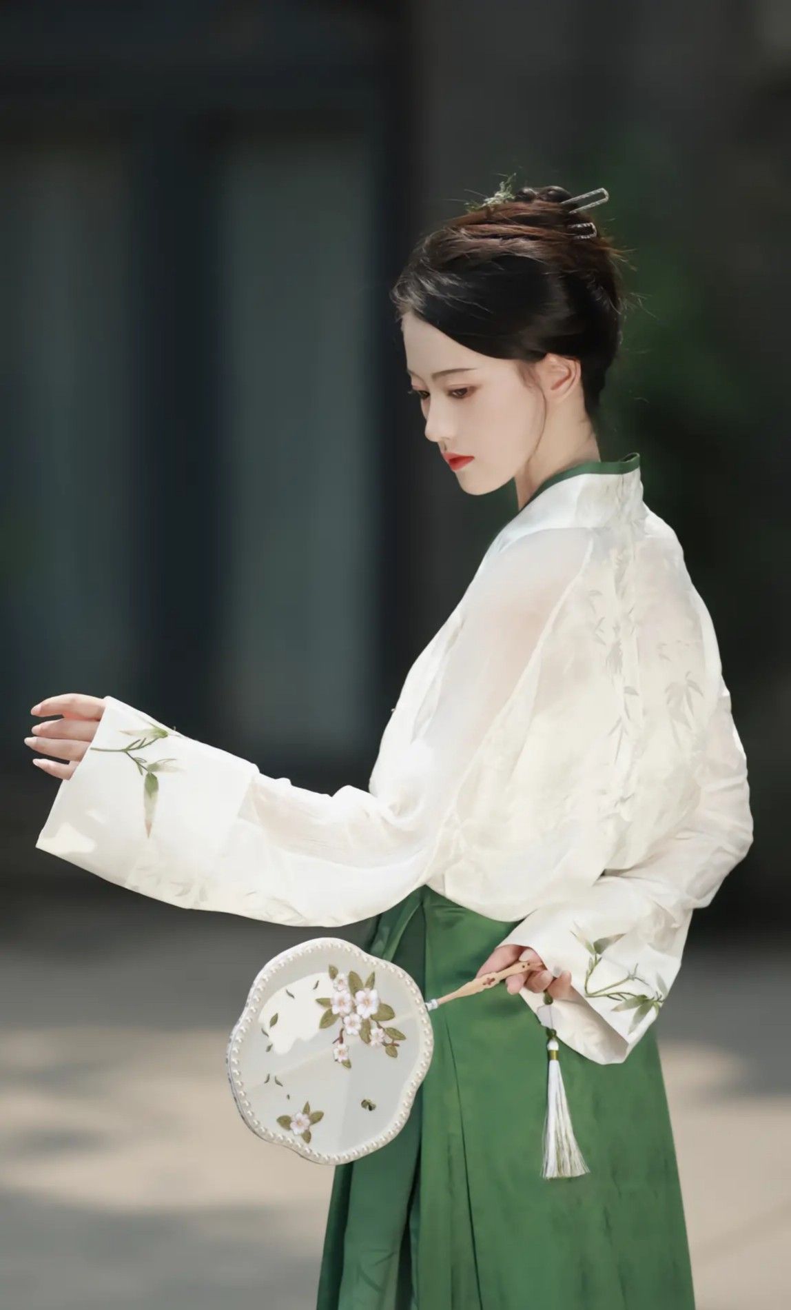 The Cheongsam Girl:A Journey into the World of a 3 to 5-Year-Old Child The Cheongsam Girl:A Journey into the World of a 3 to 5-Year-Old Child